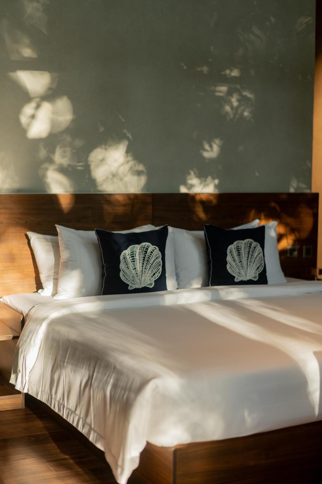 Piece Lio From Japan Managed By H Hospitality Group Hotel El Nido Exterior photo